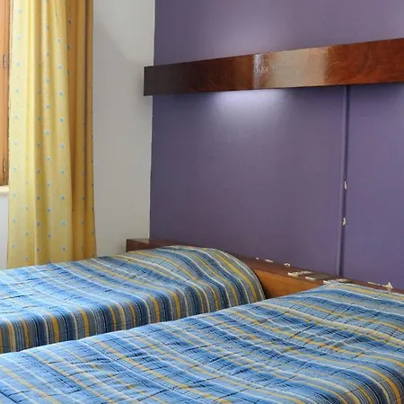 Residencial Moderna 招待所 菲盖拉-达福什