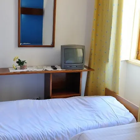 招待所 Residencial Moderna *