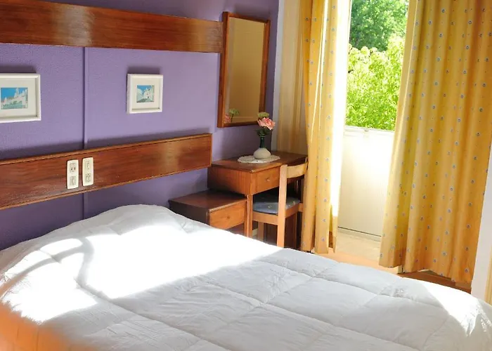 Residencial Moderna * فيغيورا دا فوز