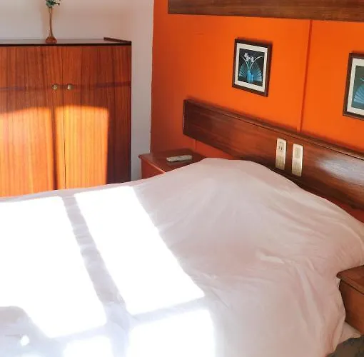 Residencial Moderna بيت ضيافة *