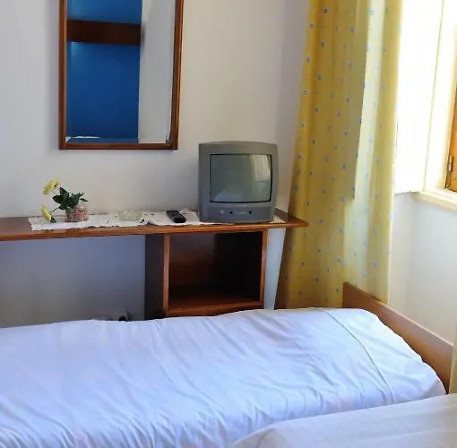 招待所 Residencial Moderna *